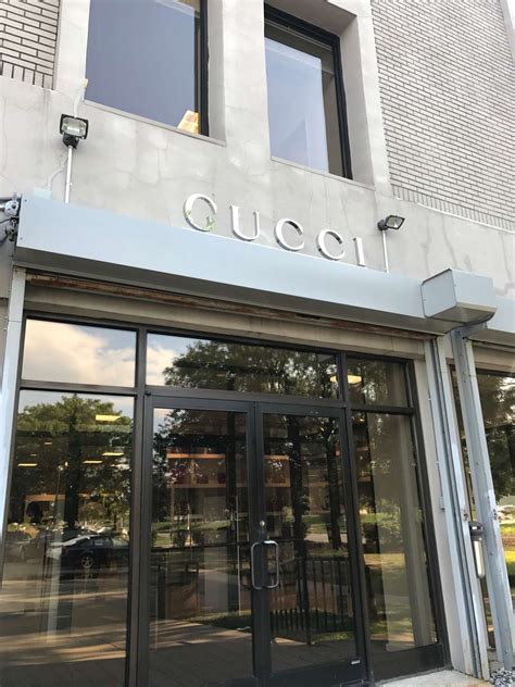 gucci outlet secaucus nj|gucci outlet secaucus.